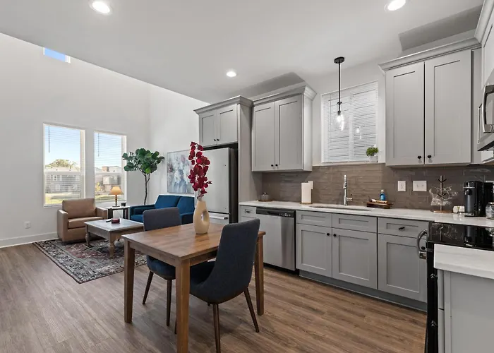 Blues House King Bed Full Kitchen Fast Wifi *